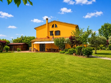 Foto Rustico a Cascina Arnaccio - Chiesanuova di 201 m² con 8 locali