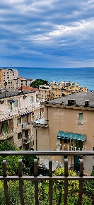 Foto Appartamento a Alassio di 230 m² con 7 locali in vendita