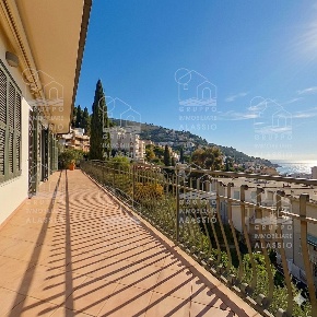 Foto Appartamento in VIA SOLVA, Alassio Via Solva, Santa Croce di 235 m²
