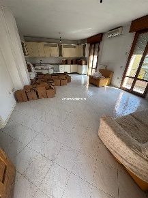 Foto Appartamento a Vallefoglia di 100 m² con 5 locali in vendita