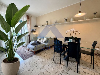 Foto Appartamento in Via Carlo Rota, Monza Regina Pacis - Borsa di 100 m²