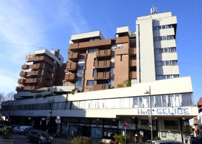 Foto Appartamento a Desio di 170 m² con 4 locali in vendita