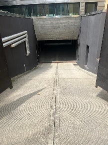 Foto Box in via porta tempio, Cremona Via Dante di 16 m² con 1 locali