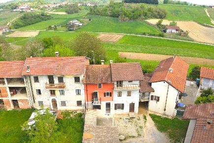 Foto Casa indipendente in Frazione San Giulio 170, San Damiano d'Asti