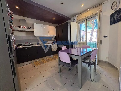 Foto Appartamento in VIA TOSCANO, Siracusa Bosco Minniti con 3 locali