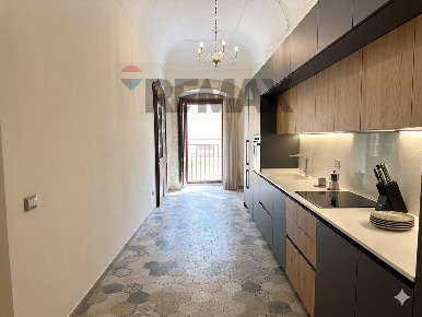 Foto Appartamento in ascenso mauceri 47, Noto Centro di 160 m² con 8 locali