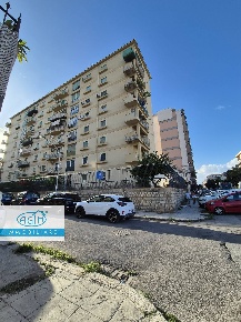Foto Appartamento in Via Nuccio Fedele Pollaci 1, Palermo Zisa di 145 m²