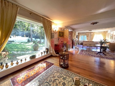Foto Villa unifamiliare in Via ferinando bozza, Benevento di 312 m²