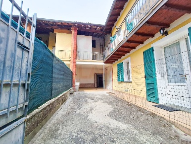 Foto Case semi ndipendenti in via Sebina 200, Provaglio d'Iseo di 140 m²