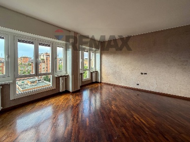Foto Appartamento in Viale Paolo Onorato Vigliani 13, Milano di 113 m²
