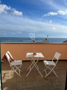 Foto Appartamento in Via Matteotti 25, Cervo di 110 m² con 4 locali