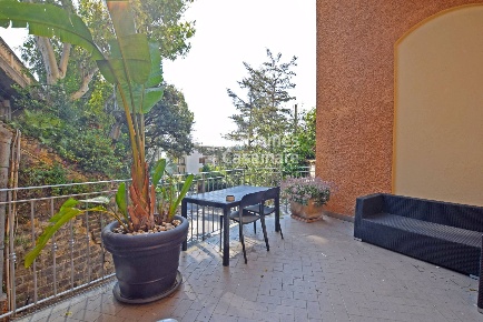 Foto Appartamento in Corso Regina Margherita, Ospedaletti di 112 m²