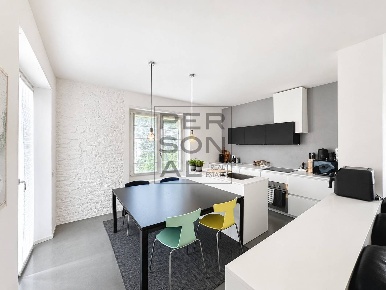 Foto Appartamento in Rovereto, Rovereto Centro Sud di 127 m² con 4 locali