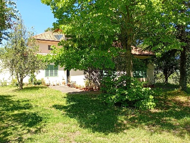 Foto Villa unifamiliare in Via Montelaguardia 15, Randazzo di 112 m²