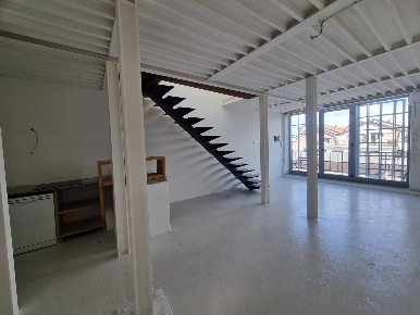Foto Loft in Via Tucidide 56, Milano Ortica di 70 m² con 3 locali