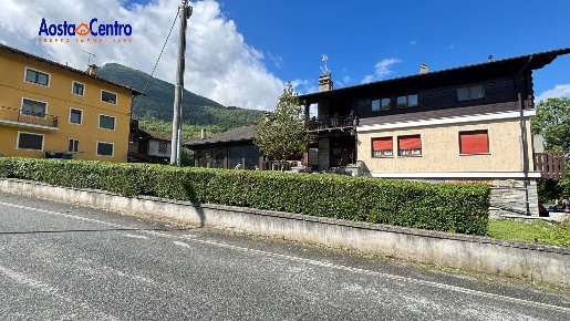 Foto Appartamento in Località Chez Sapin 79, Fénis Lassolaz di 70 m²