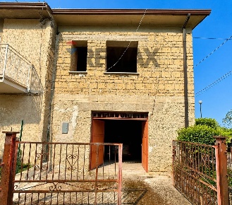 Foto Casa indipendente in Via Margherita 2, San Nicola Manfredi di 100 m²