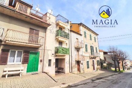 Foto Casa indipendente a Monteprandone Centro di 153 m² con 4 locali