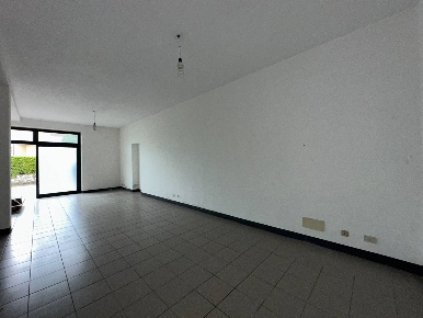 Foto Magazzino in via delle ville 150, Capannori Segromigno - San Colombano