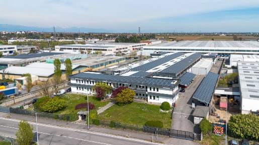 Foto Capannone industriale a Segrate Villaggio Ambrosiano di 6400 m²