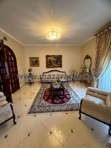 Foto Appartamento a Mazara del Vallo di 230 m² con 7 locali in vendita