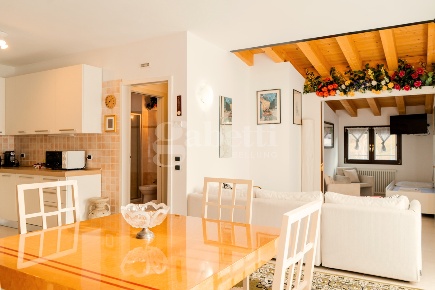 Foto Appartamento in Piazzale Nevegal 89, Belluno Nevegal di 85 m²
