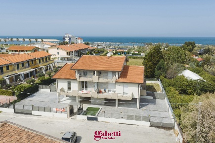 Foto Appartamento in Strada Statale 16 snc, San Salvo di 45 m² con 2 locali