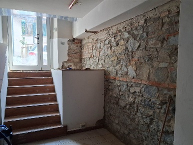 Foto Laboratorio a Firenze Ponte alla Vittoria di 120 m² con 4 locali