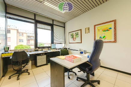 Foto Ufficio in Via Dante Alighieri 1, Mira Mira Taglio di 53 m² in vendita