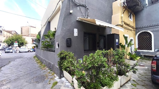 Foto Casa indipendente in Piazza Maravigna, Catania Centro Storico
