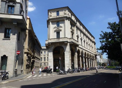 Foto Ufficio in VIA DEGLI OMENONI, Milano Scala - Manzoni di 159 m²
