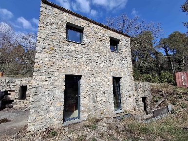 Foto Rustico a Lerici La Serra, Tellaro di 84 m² con 3 locali in vendita