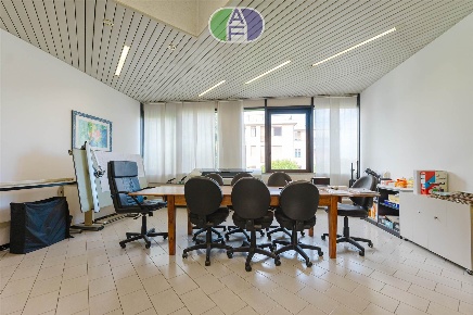 Foto Ufficio in Via Dante Alighieri 1, Mira Mira Taglio di 55 m² in vendita