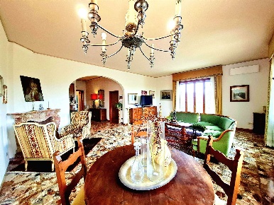 Foto Appartamento a San Casciano in Val di Pesa Cerbaia di 160 m²
