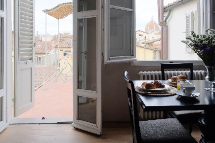 Foto Appartamento a Firenze Santa Croce di 60 m² con 2 locali in affitto
