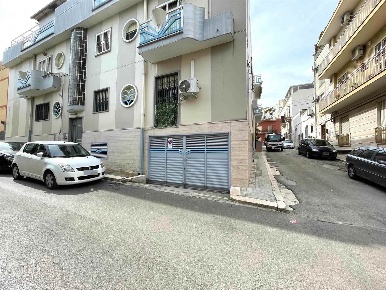 Foto Garage a Canosa di Puglia Centro di 1 m² con 1 locali in vendita