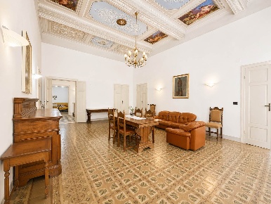 Foto Appartamento a Livorno Via Grande - Piazza della Repubblica di 322 m²