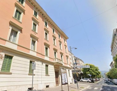 Foto Appartamento a Terni Centro di 185 m² con 6 locali in vendita