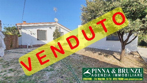 Foto Villa unifamiliare a Nurachi di 90 m² con 4 locali in vendita