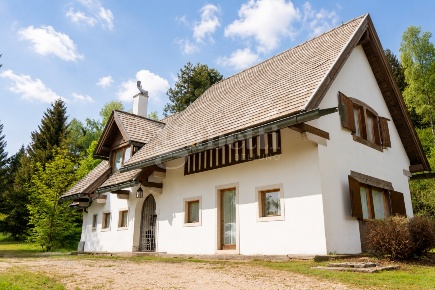 Foto Casa indipendente in Via Ponte nelle Alpi 220, Belluno Nevegal
