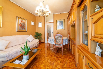 Foto Appartamento in Via Santa Teresa 48, Milano Chiesa Rossa di 97 m²