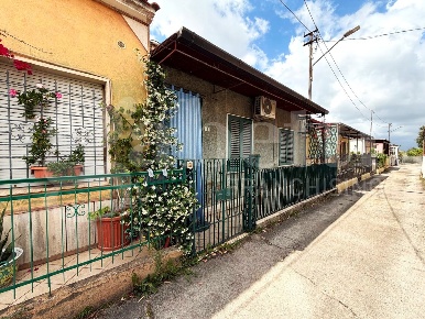 Foto Appartamento in Via Marte 3, Latina Pantanaccio di 75 m² con 3 locali