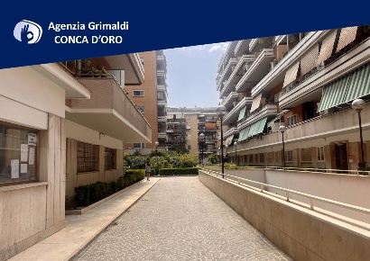 Foto Appartamento in Via Val di Non 39, Roma Conca d'Oro - Valli di 105 m²