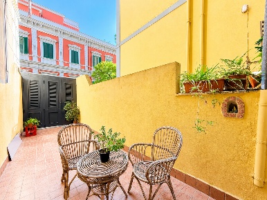 Foto Appartamento in Giuseppe Cotronei, Napoli Vomero di 176 m² in vendita