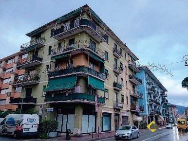 Foto Appartamento in Corso Goffredo Mameli, Rapallo Golf - Castellino