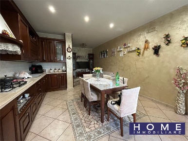 Foto Appartamento a Orta di Atella di 75 m² con 3 locali in vendita