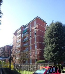 Foto Appartamento in Via Giuseppe Garibaldi, Barlassina di 89 m² in vendita
