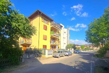Foto Appartamento in Via Vigorelli 93, Casteggio di 129 m² con 3 locali