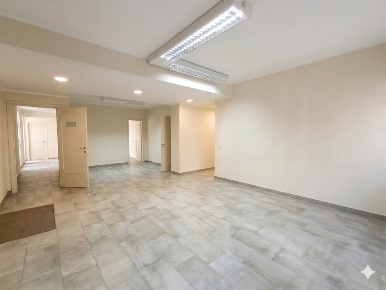 Foto Ufficio in Via XX Settembre 29, Pistoia Vergine di 230 m² in vendita