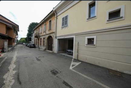 Foto Box a Arluno Centro di 16 m² con 1 locali in vendita